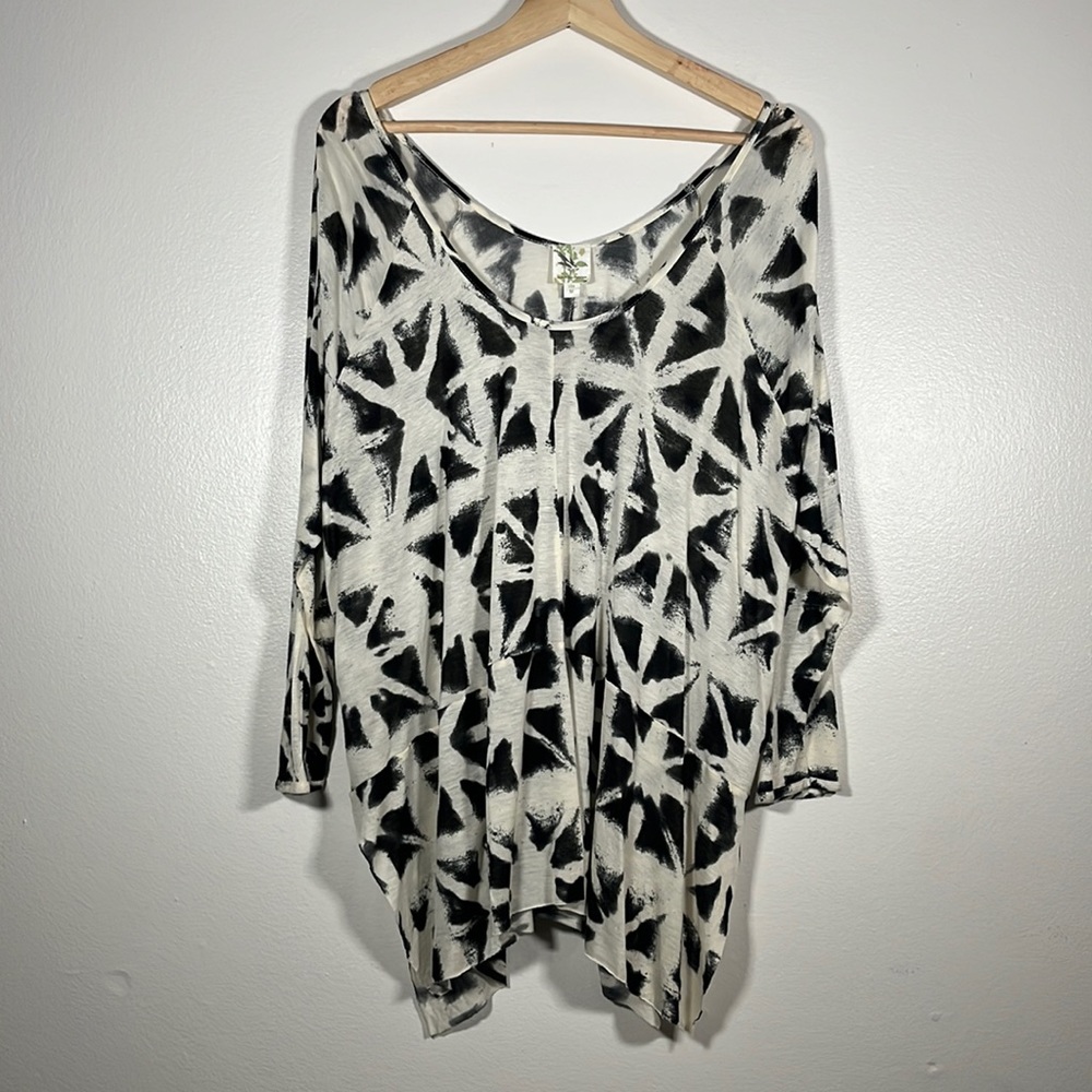 Anthropologie Black and Cream Abstract Print Blouse